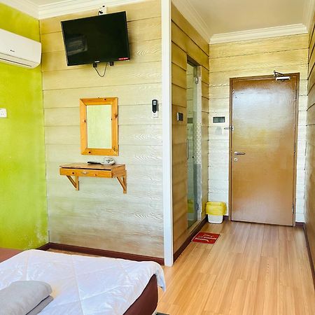 Suza Hostel Tumpat Esterno foto