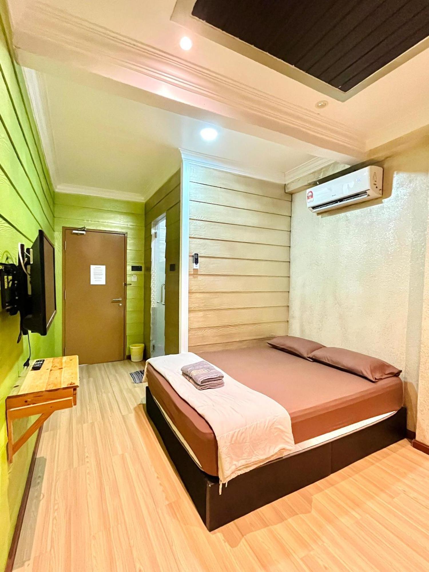 Suza Hostel Tumpat Esterno foto