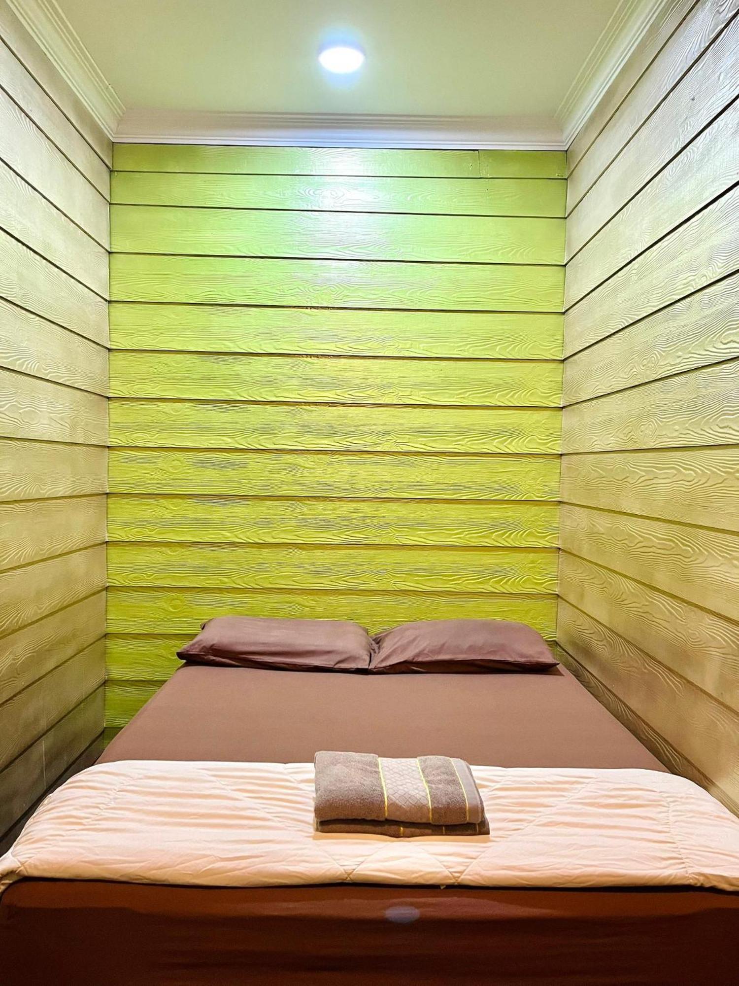 Suza Hostel Tumpat Esterno foto